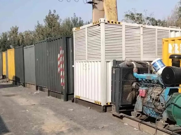 延川200KW柴油发电机机组每小时油耗是多少?