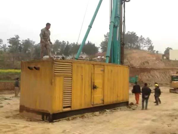 延川如何判断水冷式机油散热器密封件是否需要更换?